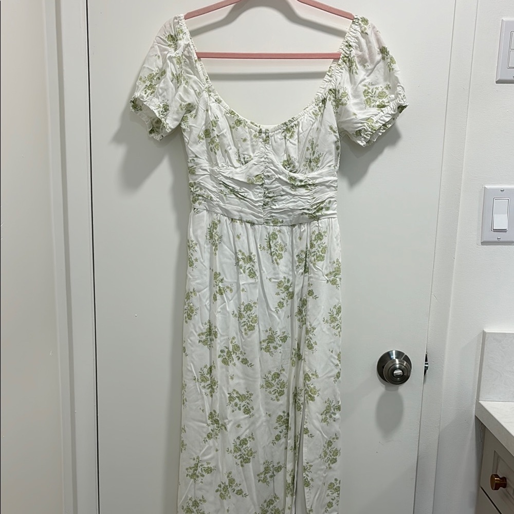 Hollister Floral White and Green Dress (New with Tags)
